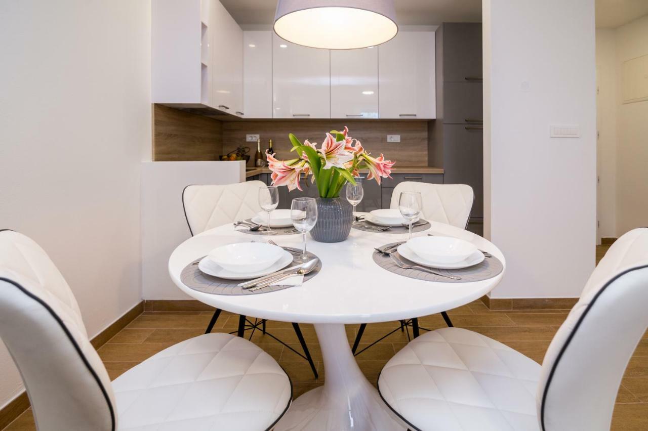 פאקוסטאן Fk Apartments מראה חיצוני תמונה