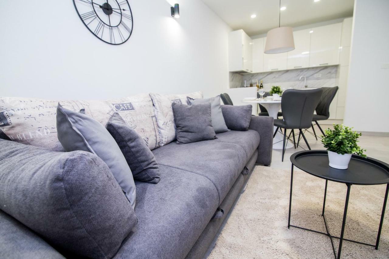 פאקוסטאן Fk Apartments מראה חיצוני תמונה