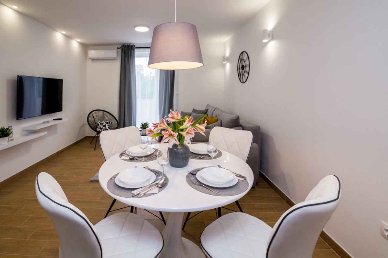 פאקוסטאן Fk Apartments מראה חיצוני תמונה