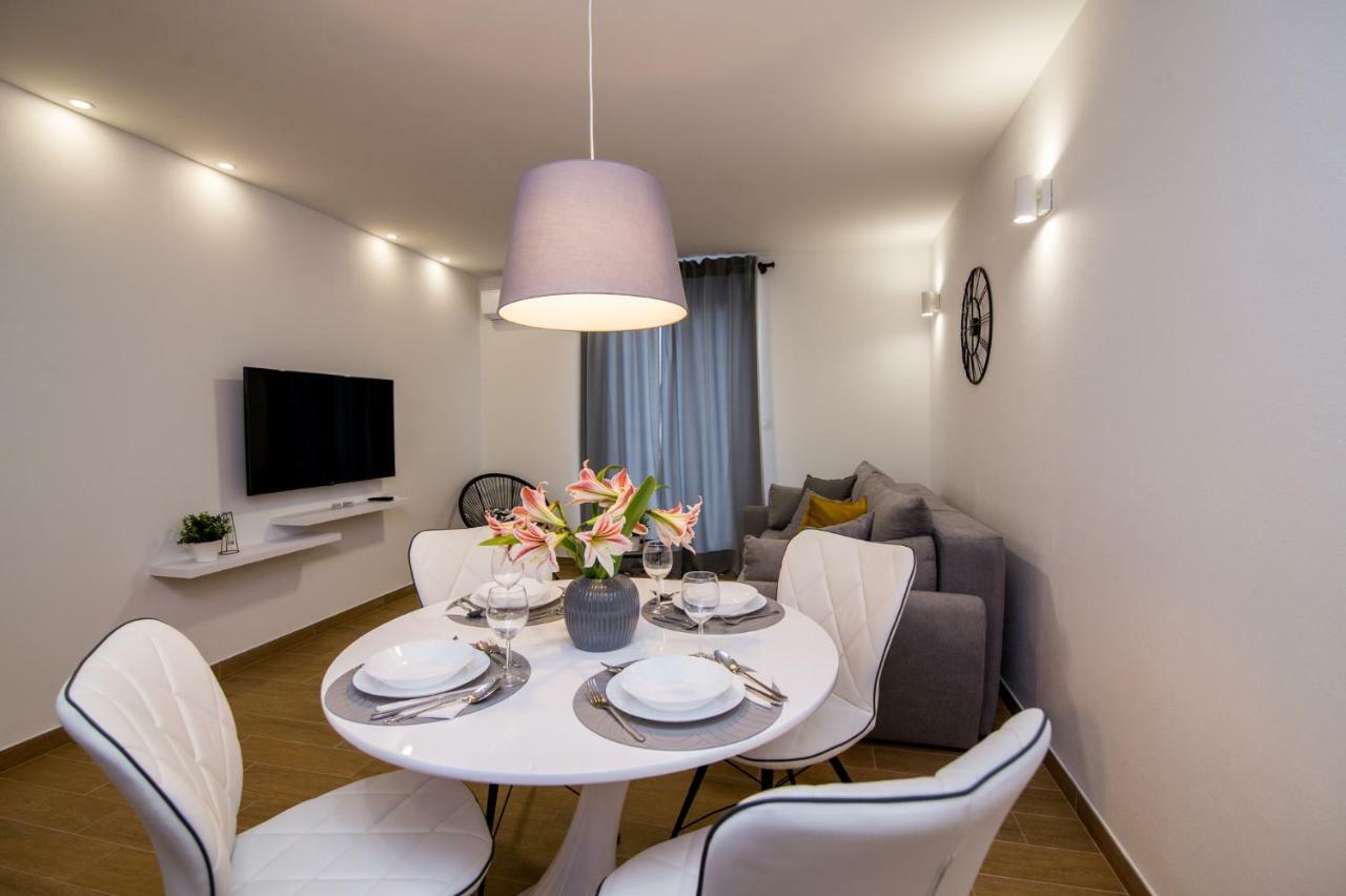 פאקוסטאן Fk Apartments מראה חיצוני תמונה