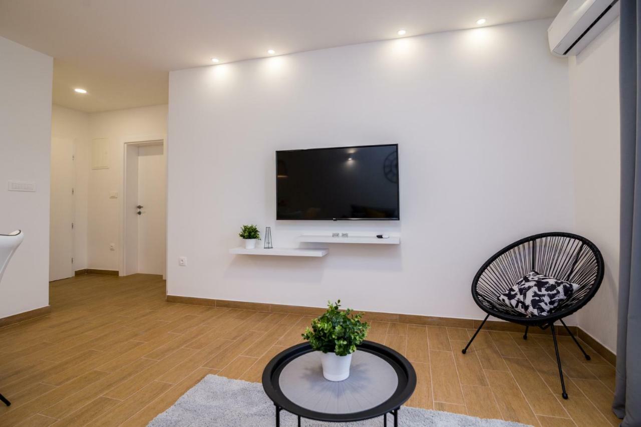 פאקוסטאן Fk Apartments מראה חיצוני תמונה