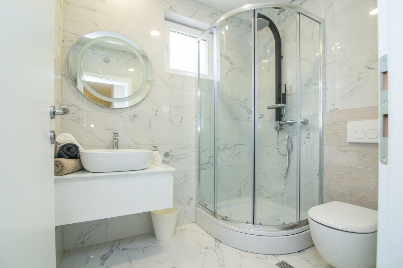 פאקוסטאן Fk Apartments מראה חיצוני תמונה